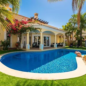 Oásis Tropical, Jardim E Piscina! Apartamento